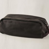 lands-end-toiletry-kit2